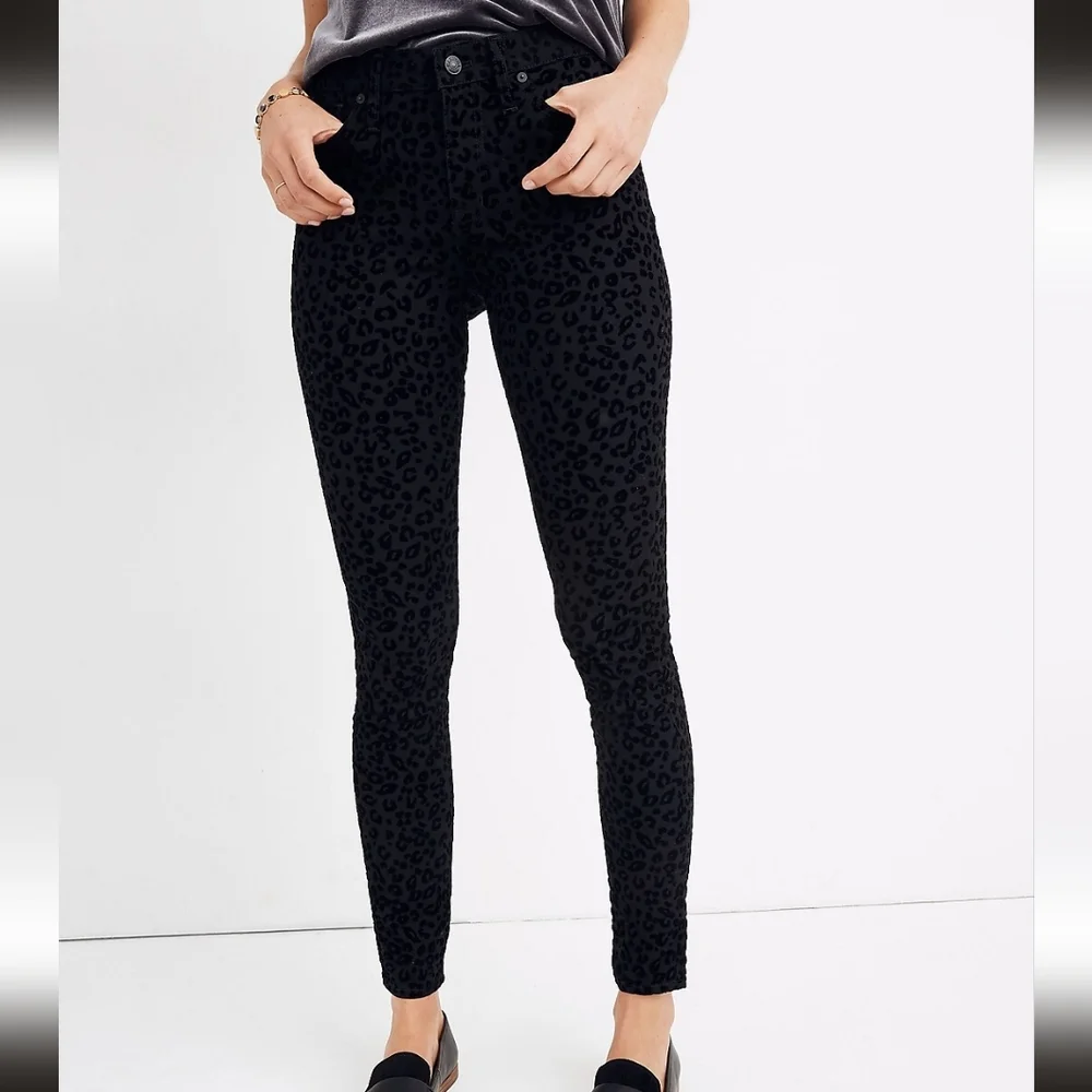 NWOT! Madewell 9" Mid-Rise Skinny Jeans Flocked Leopard Edition Size 26 Waist - Picture 2 of 11